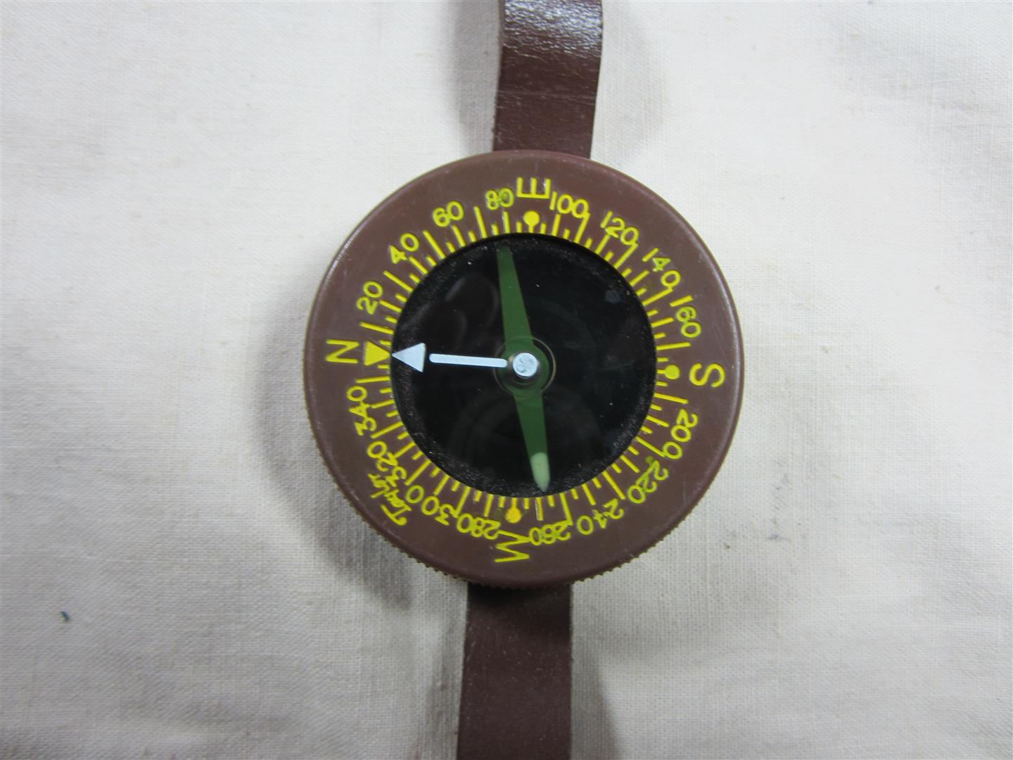 WW2 U.S. Paratrooper Wrist Compass
